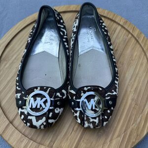 Michael Kors Fulton Logo Calf Hair Ballet Flats Cow Print Womens Size 6 M Brown